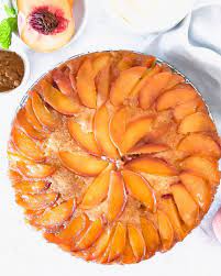 Peach Upside Down Cake With Salted Caramel Sauce Easycakes Summercakes Peachcake Peachupsidedowncake Peach Upside Down Cake Upside Down Cake Peach Cake