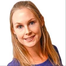 Julia Sharkey's Instagram, Twitter & Facebook