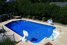 Benefits Of Salt Water Pool Saltwater Pool Pool Swimming Pool Designs