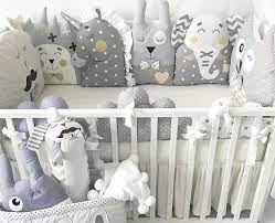 This Gorgeous Bumper Pillows Set Makes A Beautiful Gift Includes 9 Pillows With Ties To Secure To Babys Lettino Fai Da Te Cuscini Per Neonato Paraurti Culla