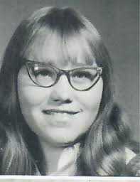 With sadness I report the loss of Judson sister from the class of 1960,  Ellen Downs Murchison. Ellen passed away