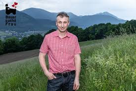 Bei „bauer sucht frau machen sich landwirte auf die romantische suche nach der großen liebe. íŠ¸ìœ„í„°ì˜ Atv ë‹˜ Der Letzte Bauer Im Bunde Ist Ubrigens Andreas Hier Haben Wir Schon Mal Erste Infos Und Bilder Fur Euch Https T Co Kqborfs3ix Bauersuchtfrau Https T Co Y9amgohmma