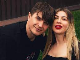 Jun 06, 2021 · шоумен и ведущий анатолий анатолич, который вскоре в третий раз станет отцом, поделился, как планирует назвать сына Zhena Anatoliya Anatolicha Trogatelno Priznalas Emu V Lyubvi Bulvar Shoubiz