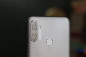 Realme Narzo 20A Review: Covering most ...