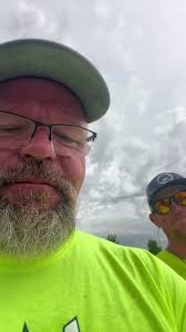 #mmlandscapinglawncare #fyp #lawnmaintenance #lawncare #lovewhatyoudo  #landscaping #lawntok #havingfunatwork #tool #dealsforyoudays  #tiktokshopdealsforyoudays #superbrandday