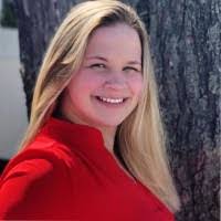 Roxanne Mahoney's Instagram, Twitter & Facebook