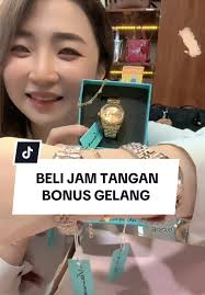 Free box, batre cadangan dan gelang ya say 😍 #promomakanmerdeka  #racunlisaquincy1 #jamtangan #gayadirumah #outfitideas #mewahexclusive