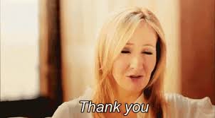 Mantra memiliki banyak fungsi, misalnya memanggil dan menghilangkan benda,  memunculkan cahaya, melindungi diri, melukai lawan, menyembuhkan, dan pada  tahap ekstrem bahkan bisa mencabut nyawa. Kegiatan yang menggunakan mantra  dalam prosesnya bisa disebut