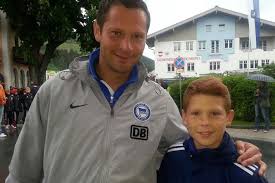 Kevin csoboth ist der sohn von róbert csoboth (karriereende). Igazi Sztarfocistak Kozott Jatszhat A Magyar Tinedzser Csoboth Kevin