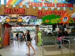 The theme park is divided into outdoor and indoor venues. Visit Genting Highlands Theme Park In Malaysia Travel Moments