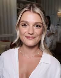 LIZA RAY CELEBRITY MAKEUP ARTIST