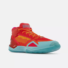 Kawhi anthony leonard is an american professional basketball player for the los angeles clippers of the national basketball association. Of4zdcqchc4yym