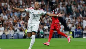 Real Madrid vuelve a ganar ante Rayo Vallecano gracias a una destacada noche de Mbappé
