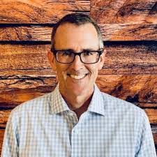 Shannon Gallatin's Instagram, Twitter & Facebook