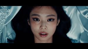 Jennie & Dominic Fike releases "Love Hangover"