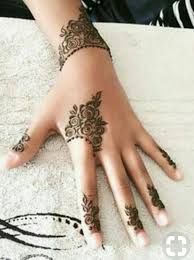 Pin By Yasmina Samira On Hina Rose Mehndi Designs Henna Tattoo Hand Mehndi Designs For Fingers