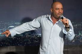 His father's name is not known and mother's name is n/a. Joe Rogan Wiki Bio Age Career Height Spouse Medium Net Worth