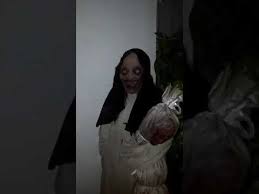 Lingsir wengi sliramu tumeking sirno ojo tangi nggonmu guling awas jo ngetoro aku lagi bang wingo wingo pernah mendengarkan lagu tersebut? Hantu Lingsir Wengi Youtube