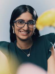 It takes a village” the family back home : @crucialfades