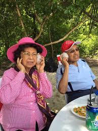 Tun dr siti hasmah mohamad ali celebrated her birthday on the 12th of july and will be releasing her biography, my name is. Tun Dr Siti Hasmah 7 Things To Know And What Makes Malaysians Love Her Buro 24 7 Malaysia
