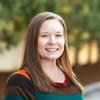 Stephanie Kapp's Instagram, Twitter & Facebook