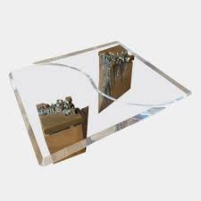 Mid century square lucite coffee table in as found vintage condition. Large Vintage 2 Piece Brass And Lucite Coffee Table By Vime For Sale At Pamono