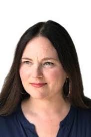 Karin Craig's Instagram, Twitter & Facebook