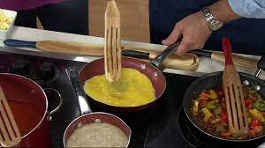 Use this artisan kitchen utensil for the spurtle is a traditional scottish kitchen utensil that is used primarily for stirring porridge. Lucinda S Kitchen Spurtles Reviews Too Good To Be True