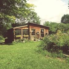 A Small House And Large Garden Tiny House Cabin Cabins And Cottages Small House
