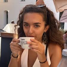 Sarah Ortner (@sarahxortner)