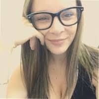 Cassandra Oakley's Instagram, Twitter & Facebook