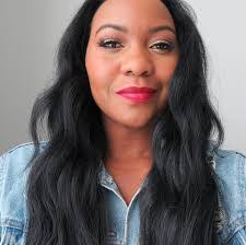 Vivian Lea's Instagram, Twitter & Facebook