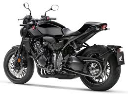 The burnished aluminium radiator shrouds have been made more compact, and forward facing, a design cue mirrored by the. For Sale Honda Cb1000r The Bike Market