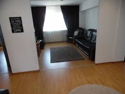 Vand apartament 4 camere in deva, zona liliacului, etaj 3 in bloc de 4 etaje, decomanda. Vand Apartament 4 Camere In Deva Ofera Ro