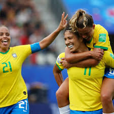 Treino da seleção brasileira no ct do são paulo. Resultados Favorecem E Brasil Esta Com Um Pe Nas Oitavas