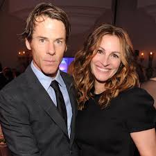 Sie dachte zeitweise, sie hätte sich mit dem coronavirus infiziert. Julia Roberts Trennung Nach 15 Jahren Ehe Intouch