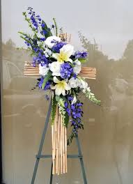 Santa clarita homes for sale. Blue And White Cane Cross In Saugus Ca Charmaine S Bouquet Canyon Florist