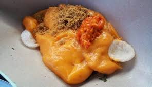 · saring adonan bumbu menggunakan saringan teh sambil tuangi 1 gelas air sedikit demi sedikit . 5 Racikan Khas Sego Roomo Gresik Inilah Yang Menggugah Seleramu