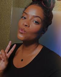 Whew, life's been heavy recently, but there's still so much beauty in these  moments. Sending love and holding space for the world right now ✨ 1. Some  good lighting is always clutch