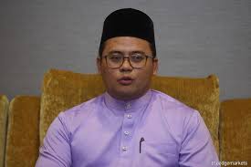 Selangor mentri besar datuk seri amirudin shari on thursday (march 5) said his loyalty lies with pkr, not his former boss datuk. All Stakeholders Must Be Prepared To Face Covid 19 Says Selangor Mb The Edge Markets