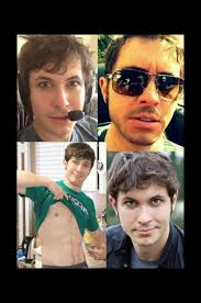 Toby Turner = hothothothothothot!But when I looked at the animations h  doesn't have any abs.Well,I guess he was just doing that to make Gabebuscus  look better.