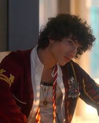 Like the rest of the season, it will have eight episodes which will air in a single day on june 18, 2021. Valerio Montesinos Rojas Elite Wiki Fandom