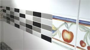 La cocina es un sitio ideal para colocar este producto, se adapta a cualquier superficie plana poco porosa y. Fabricante Cenefas Adhesivas Tapar Cenefa