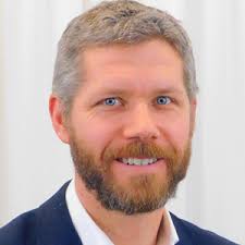 Paul Cizek's Instagram, Twitter & Facebook