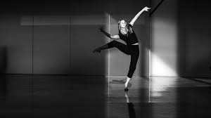 Want To Understand How Dance Works Learn The Five Elements That Make Up The Foundation Of This Art Form Body Acti In 2021 Elements Of Dance Dance Contemporary Dance