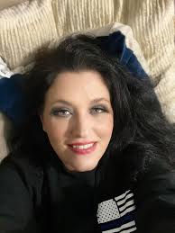 Introduction and photo sharing