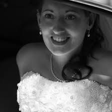 Bethany Rowe (@bethanyhalls)