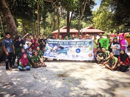 Hutan lipur ulu licin • 5 km dari pekan beruas • terletak di dalam hutan simpan bubu • hutan dipterokarpa bukit • kemasukan adalah percuma • dibuka dari 6.00 pagi hingga 7.00 petang. Gabungan Ngo Desak Kerajaan Perak Selesai 13 Isu Kerosakan Alam Sekitar Di Segari Roketkini Com