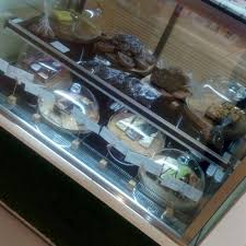 Ne bucuram de fiecare data cand intalnim persoane pe care le preocupa sanatatea lor si care acorda mai mult interes alimentelor pe care le consuma. Camara Cu Merinde Vegetarian Vegan Restaurant