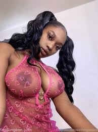 Nynythenudist - Huge Tits Ebony Onlyfans Nudes - Fapdungeon